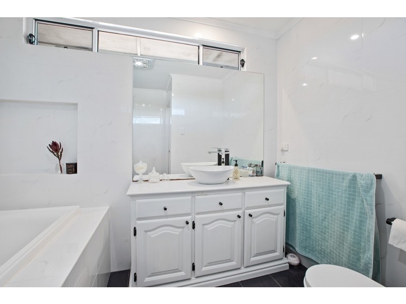 96 Elizabeth Street, Acacia Ridge QLD 4110