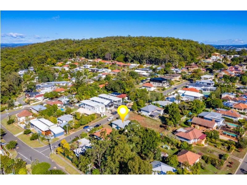 24 Thornycroft Street, Tarragindi QLD 4121