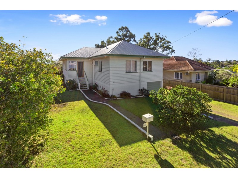 24 Thornycroft Street, Tarragindi QLD 4121