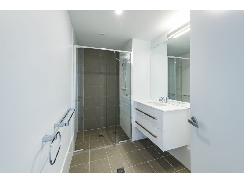 10610/300 Old Cleveland Road, Coorparoo QLD 4151