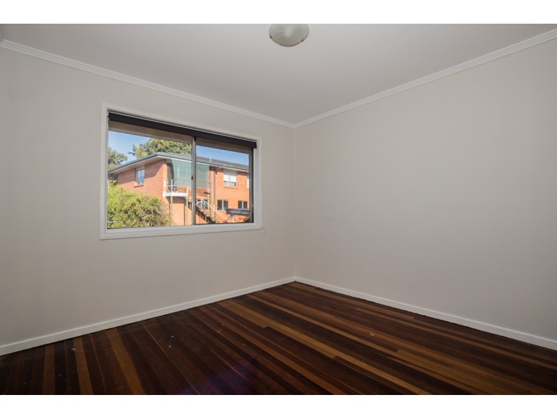 8 Ware Street, Annerley QLD 4103