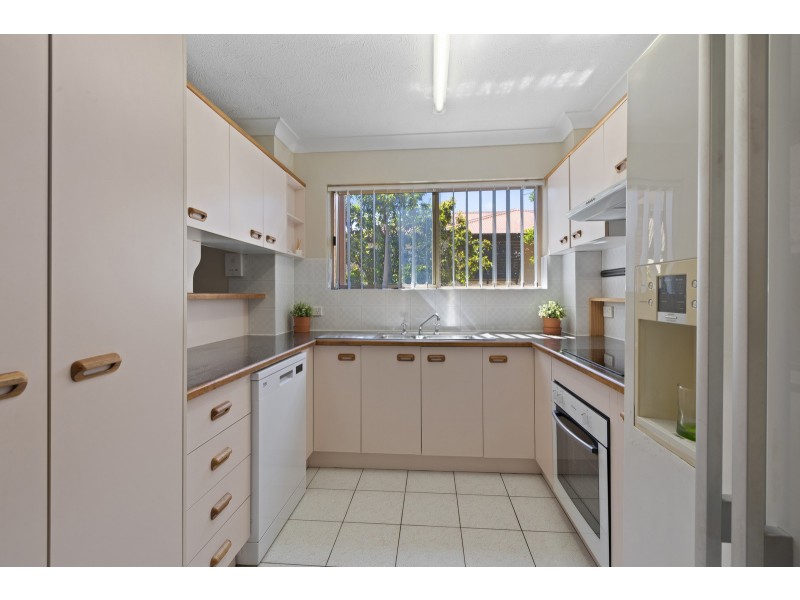 4/50 Wilkie Street, Yeerongpilly QLD 4105