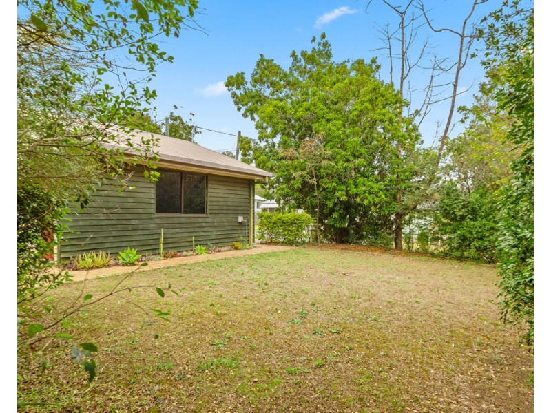 14 Nyleta Street, Coopers Plains QLD 4108