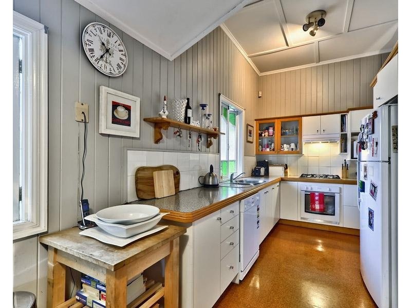 19 Laurier Street, Annerley QLD 4103