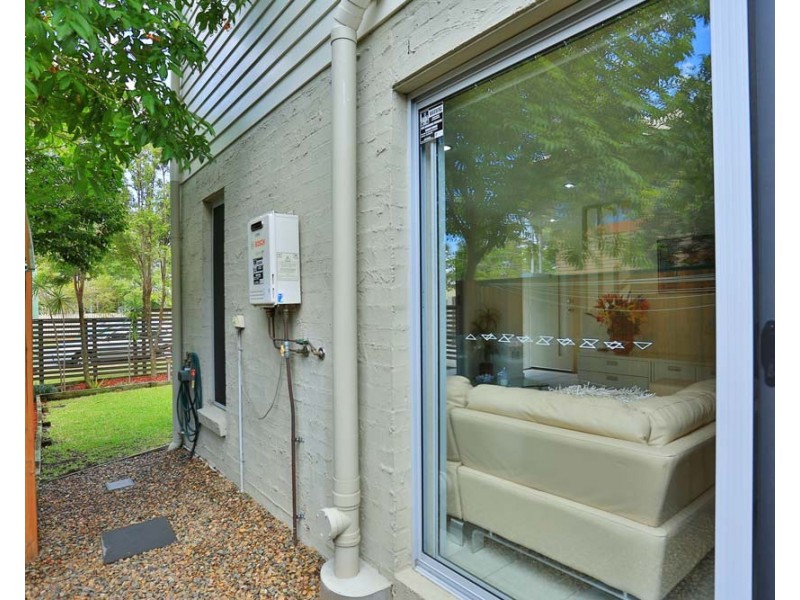 4/12 Gustavson Street, Annerley QLD 4103