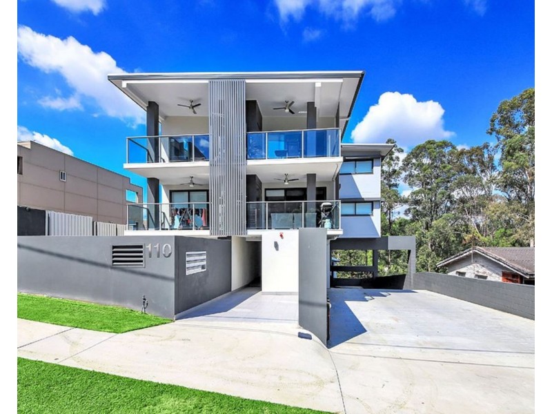 2/110 Nicholson Street, Greenslopes QLD 4120
