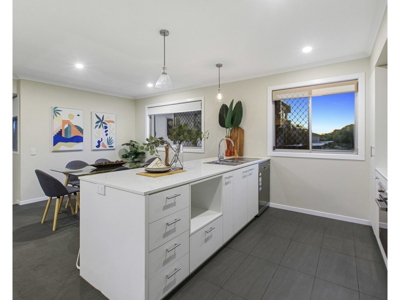 13/15 Bland Street, Coopers Plains QLD 4108