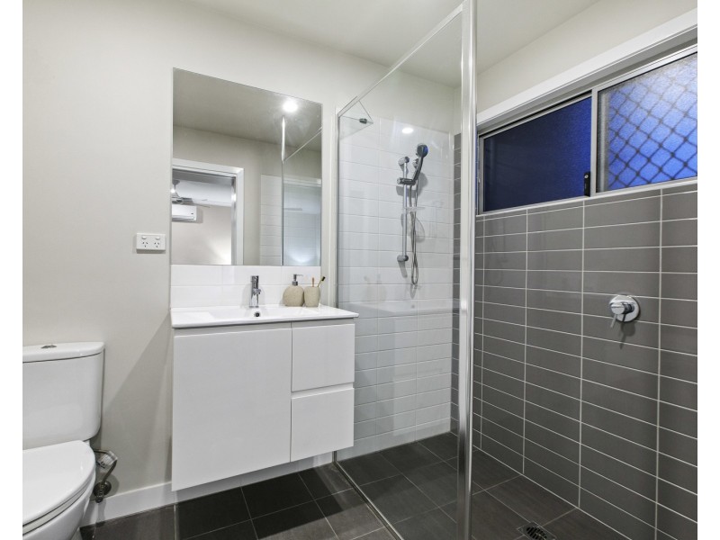 13/15 Bland Street, Coopers Plains QLD 4108