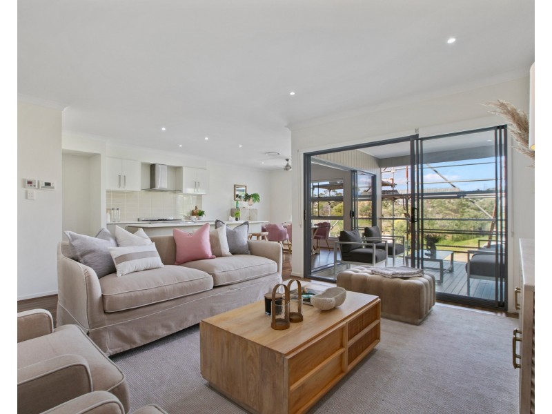 27 Wylie Court, Springfield Lakes QLD 4300