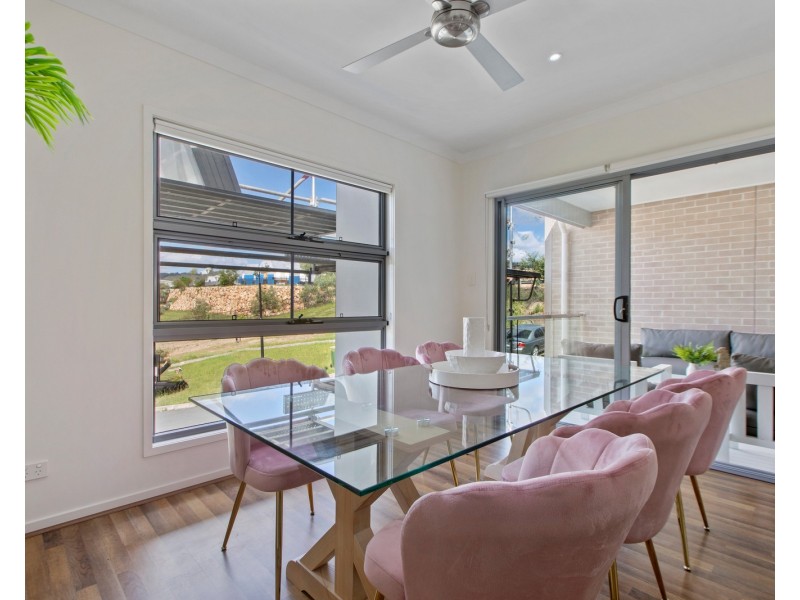 27 Wylie Court, Springfield Lakes QLD 4300