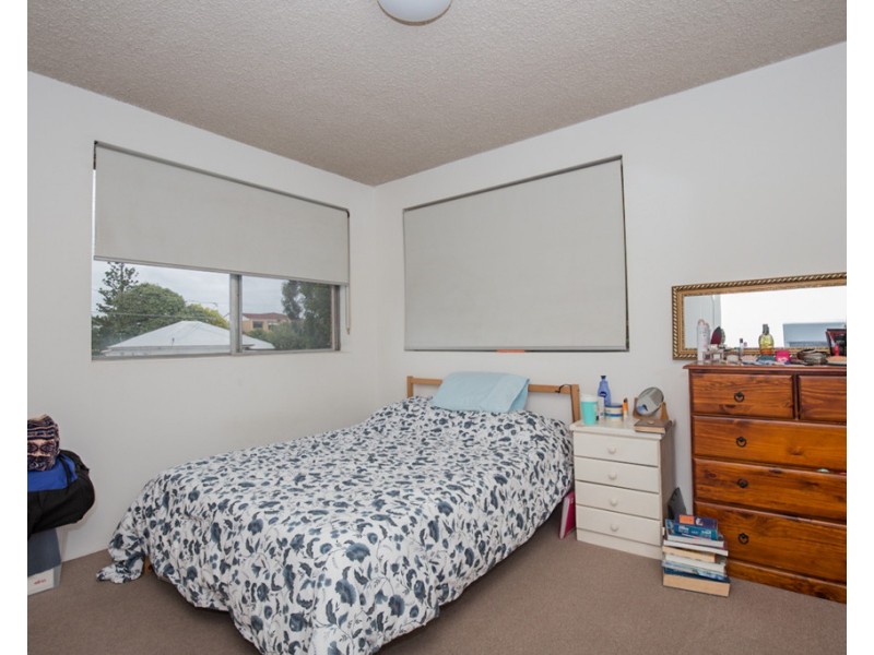 1/111 Chaucer St, Moorooka QLD 4105