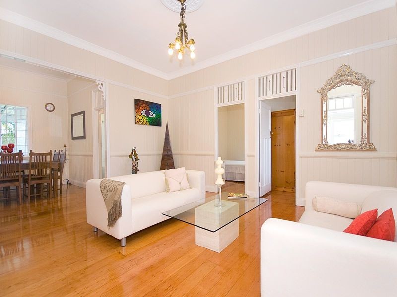 14 Aubigny Street, Annerley QLD 4103