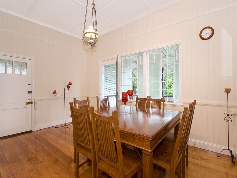 14 Aubigny Street, Annerley QLD 4103