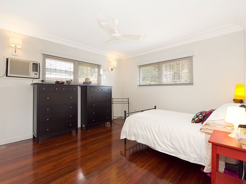 166 Andrew Avenue, Tarragindi QLD 4121