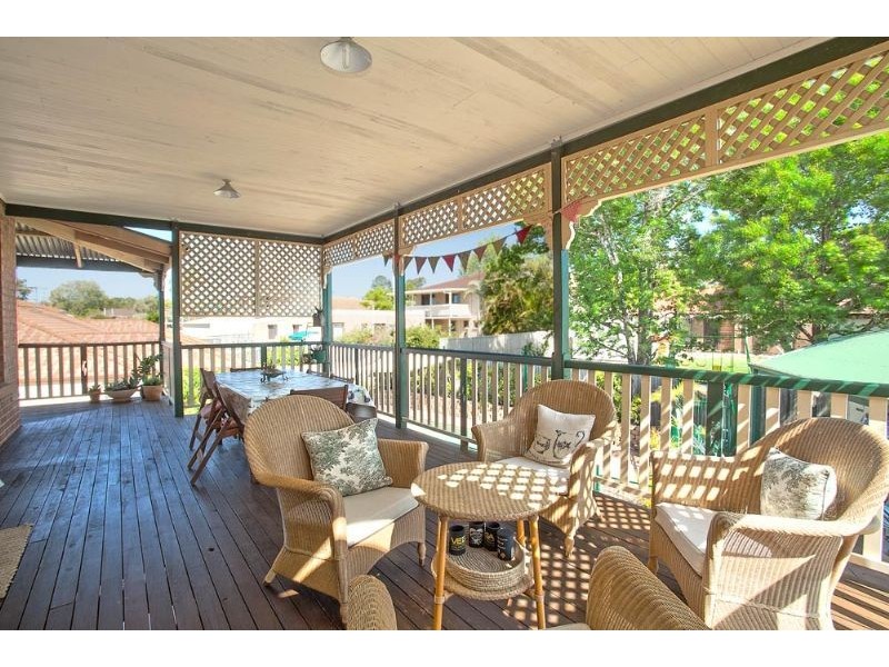 47 Cambridge Place, Wishart QLD 4122