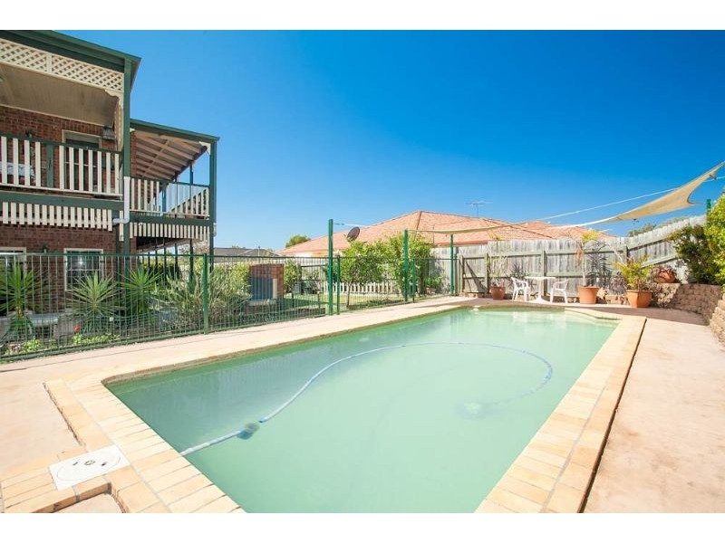 47 Cambridge Place, Wishart QLD 4122