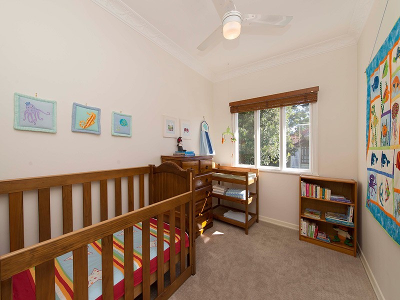 22 Vallely Street, Annerley QLD 4103