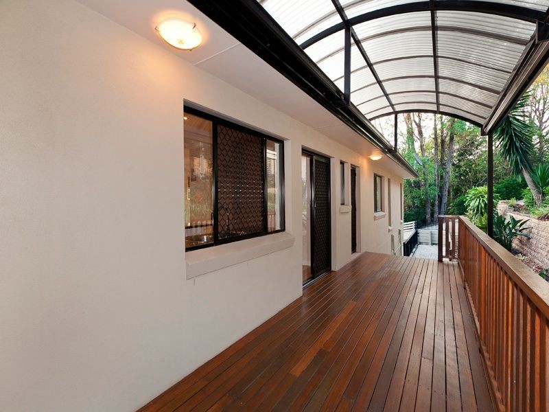 16 Sharon Street, Moorooka QLD 4105