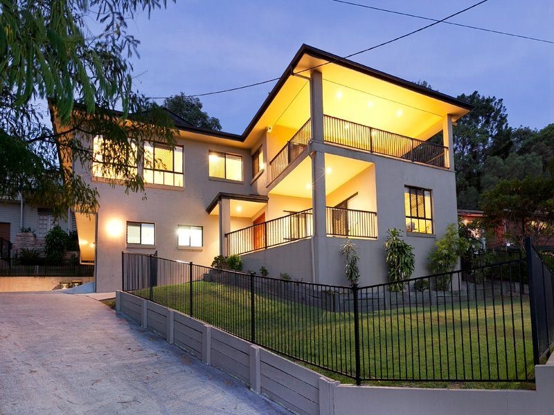 16 Sharon Street, Moorooka QLD 4105