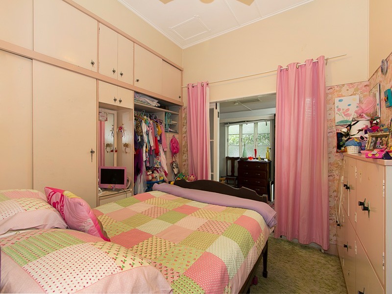 115 Ashby Street, Fairfield QLD 4103