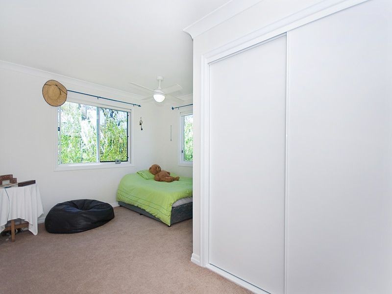 13 Archibald Street, Fairfield QLD 4103