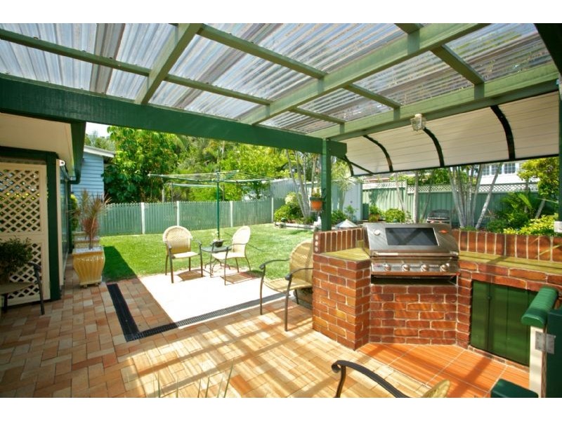17 Goodwin Terrace, Moorooka QLD 4105