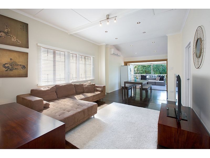 33 Muriel Avenue, Moorooka QLD 4105