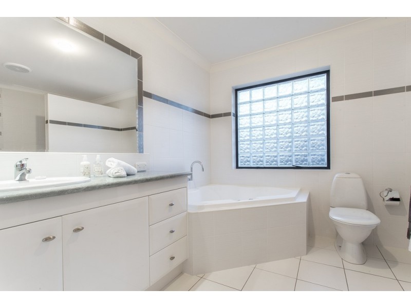 5 Cramer Street, Tarragindi QLD 4121