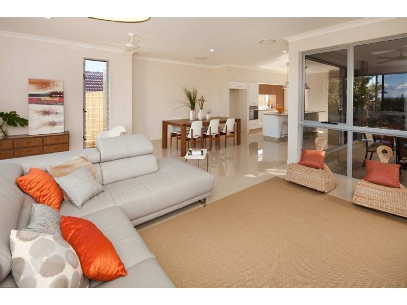 15 Maurice Avenue, Salisbury QLD 4107