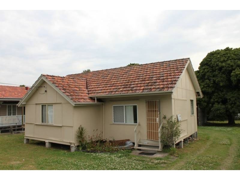 8 Nettleton Crescent, Moorooka QLD 4105