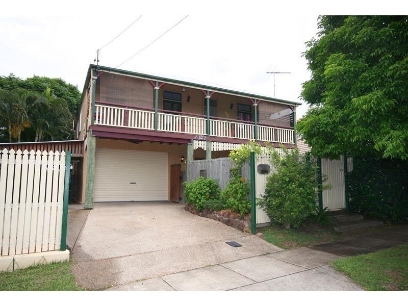 17 Torrens Street, Annerley QLD 4103