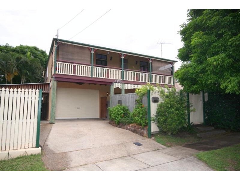 17 Torrens Street, Annerley QLD 4103