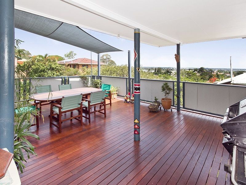 2 Patricia Street, Moorooka QLD 4105