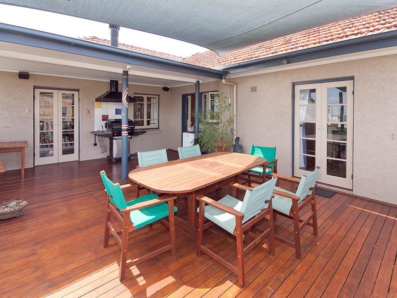 2 Patricia Street, Moorooka QLD 4105