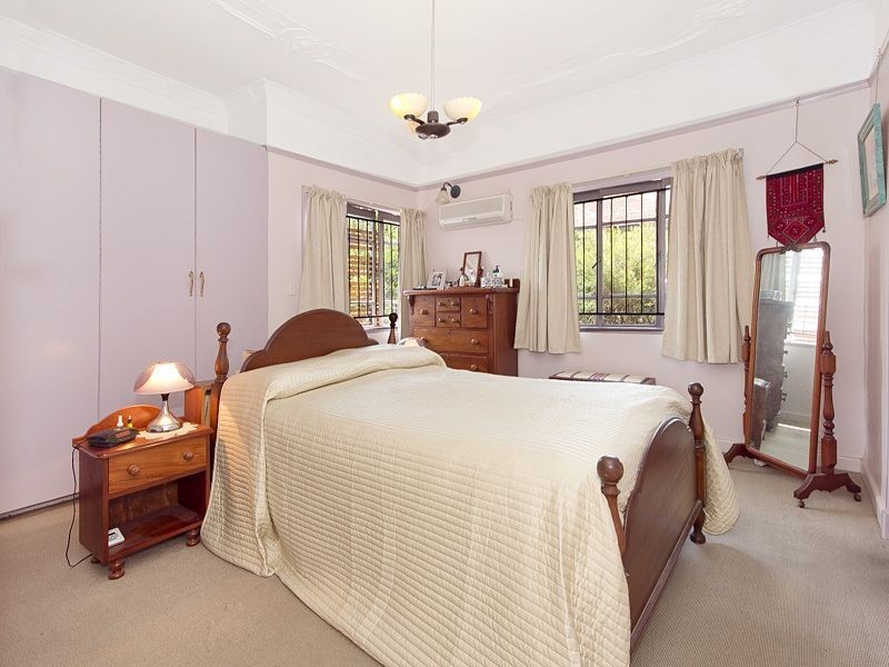 2 Patricia Street, Moorooka QLD 4105