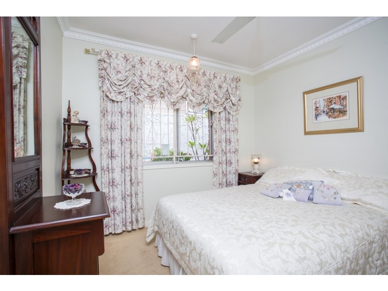 3 Rockvale Street, Coopers Plains QLD 4108