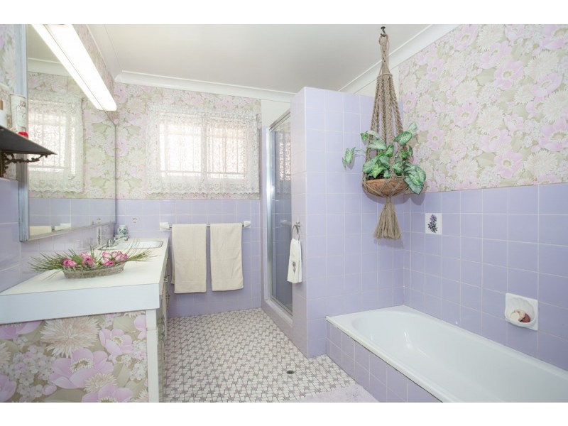 3 Rockvale Street, Coopers Plains QLD 4108