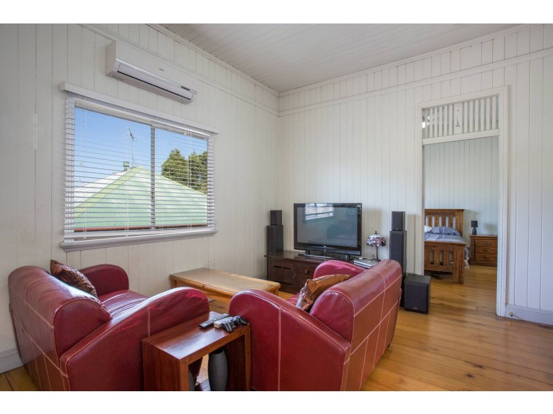 20 Devon Street, Annerley QLD 4103