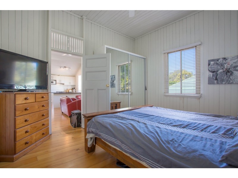 20 Devon Street, Annerley QLD 4103