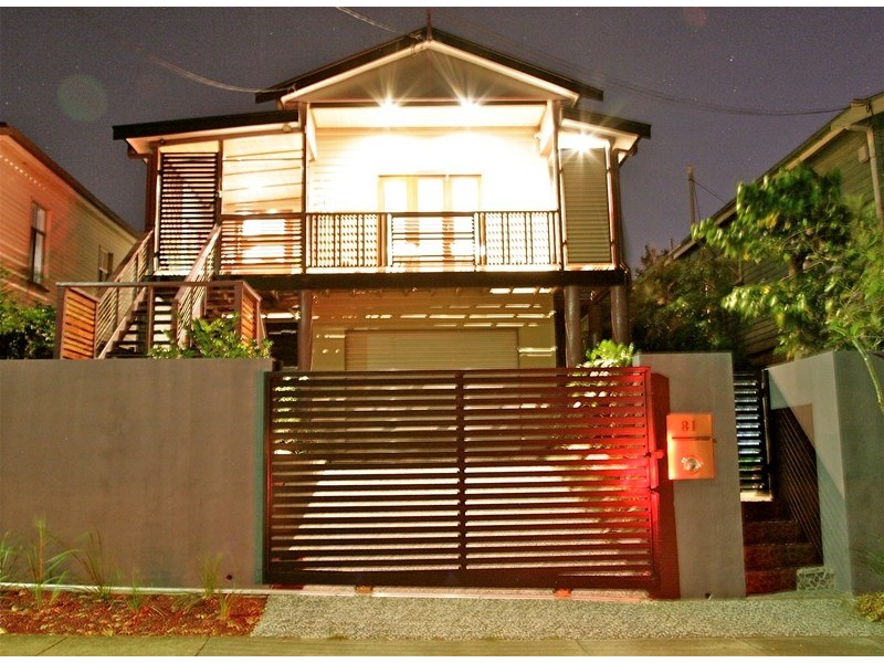 81 Baron Street, Greenslopes QLD 4120