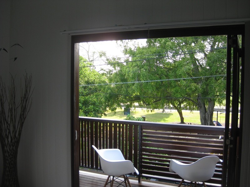 81 Baron Street, Greenslopes QLD 4120