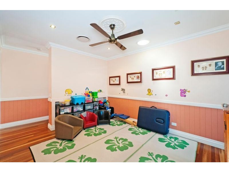 2B Basil Street, Salisbury QLD 4107