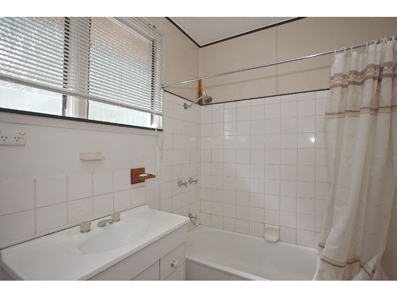 10 Turley Street, Fairfield QLD 4103