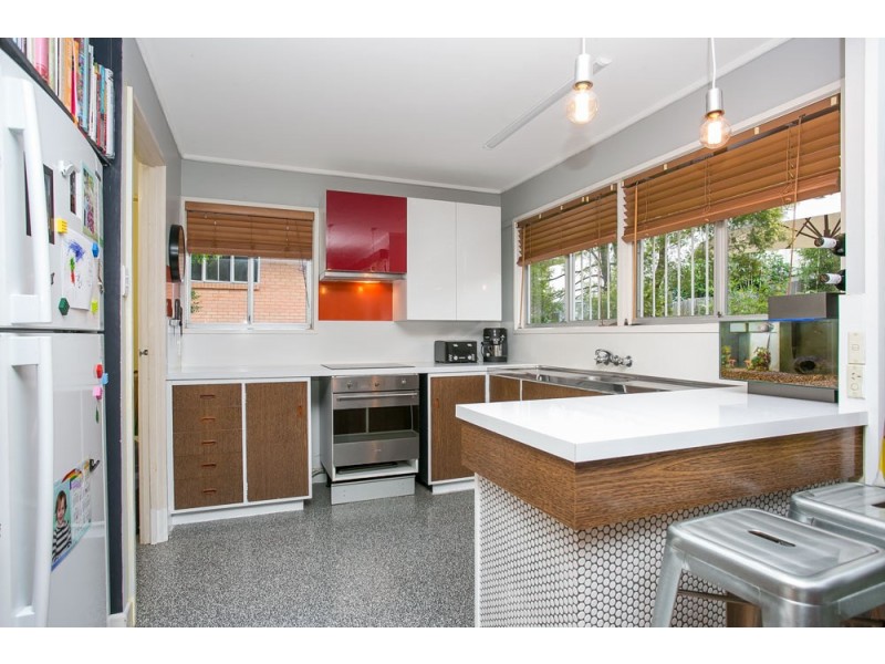 4 Dahl Street, Tarragindi QLD 4121