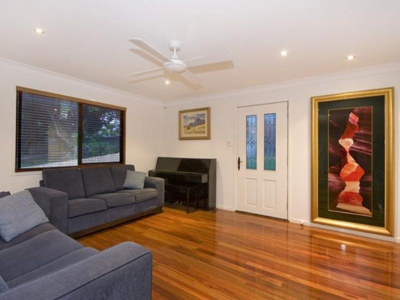 54 Fegen Drive, Moorooka QLD 4105