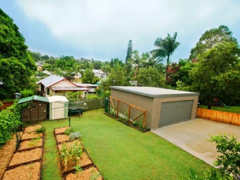 54 Fegen Drive, Moorooka QLD 4105