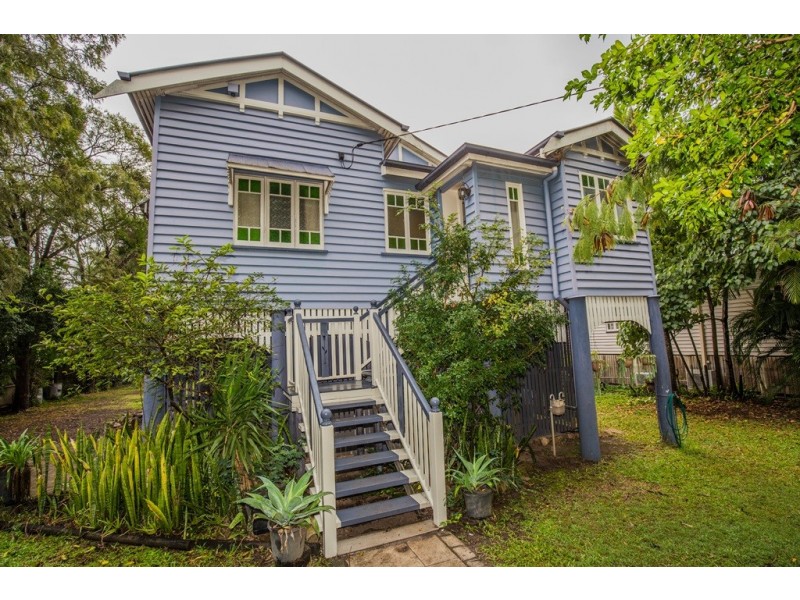 11 Violet Street, Yeronga QLD 4104