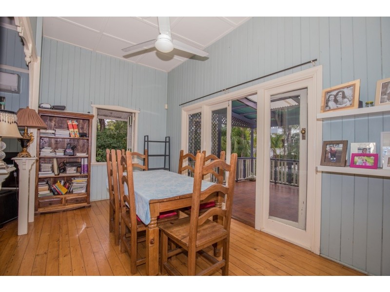 11 Violet Street, Yeronga QLD 4104