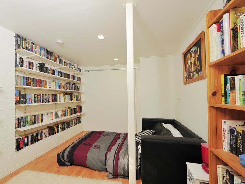 201 Beddoes Street, Holland Park QLD 4121