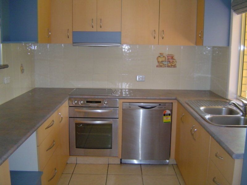 8 Babbidge Street, Coopers Plains QLD 4108